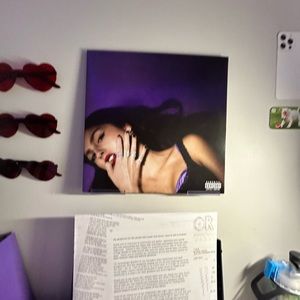 olivia rodrigo guts vinyl transparent with 1 LP and bonus track - obsessed